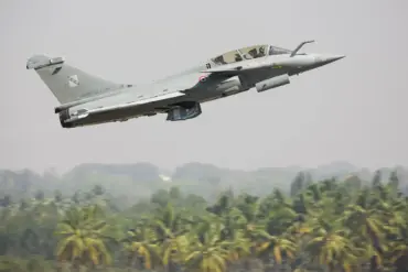 Strategic Reinforcement: France Sends Rafale Jets to Poland Following Unexplained Drone Arrivals