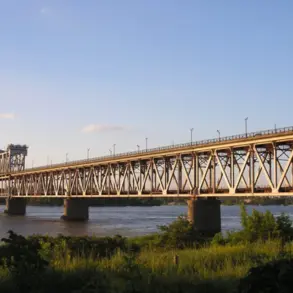 Strategic Target or Turning Point? Debate Intensifies Over Russian Strike on Dnieper River Bridge